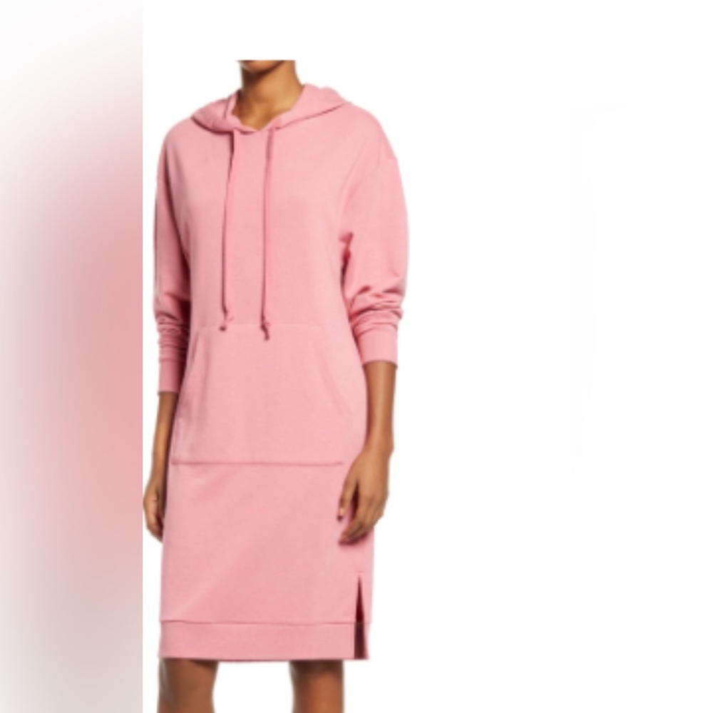 🚨PRICE DROP🚨Long sleeve hoodie dress!